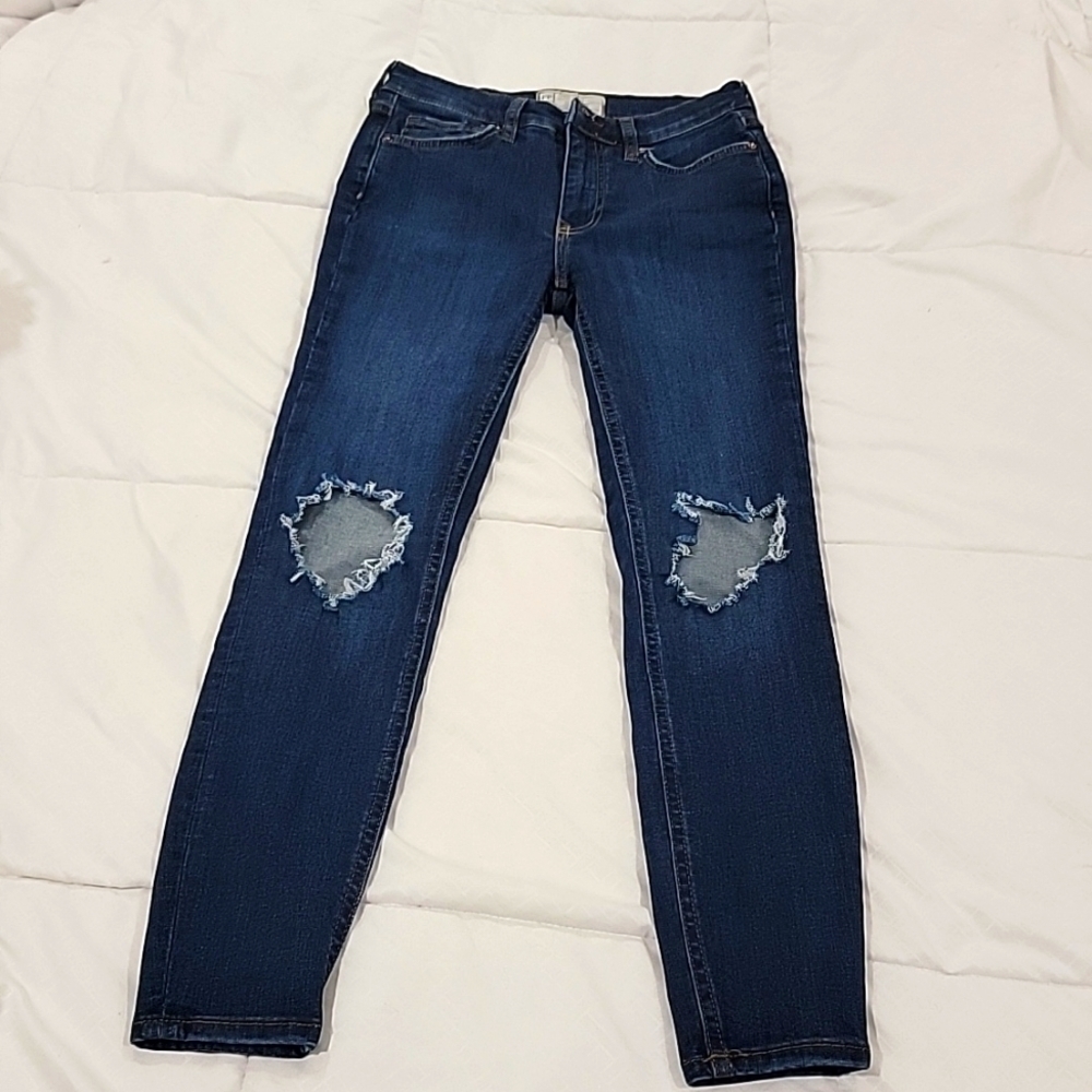 ✨️ Free People Jean Sz 26R. D52
